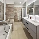 Charmante A Avec Piscine Privee Et Jardin ヴィラ *
