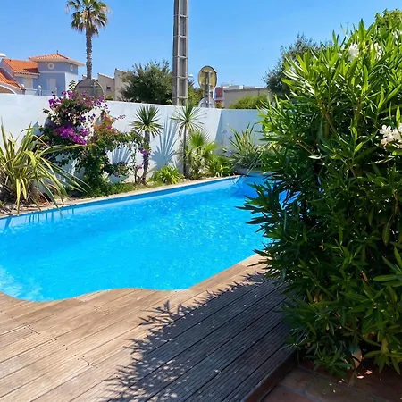 Charmante A Avec Piscine Privee Et Jardin Βίλα