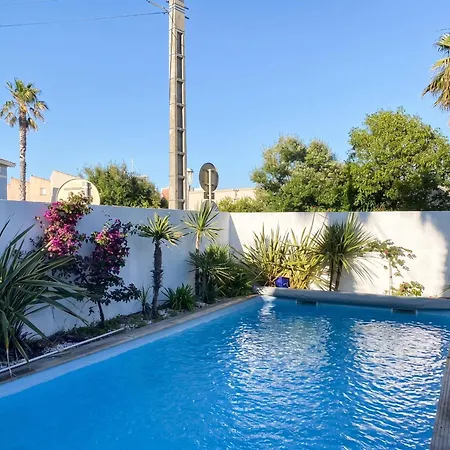 Charmante A Avec Piscine Privee Et Jardin *