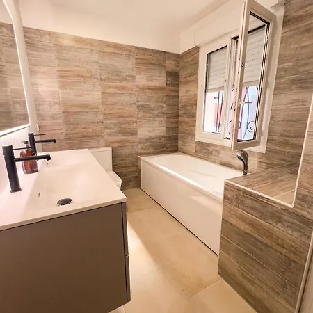 Charmante A Avec Piscine Privee Et Jardin *