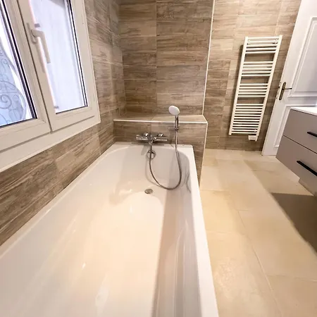 Βίλα Charmante A Avec Piscine Privee Et Jardin Agde